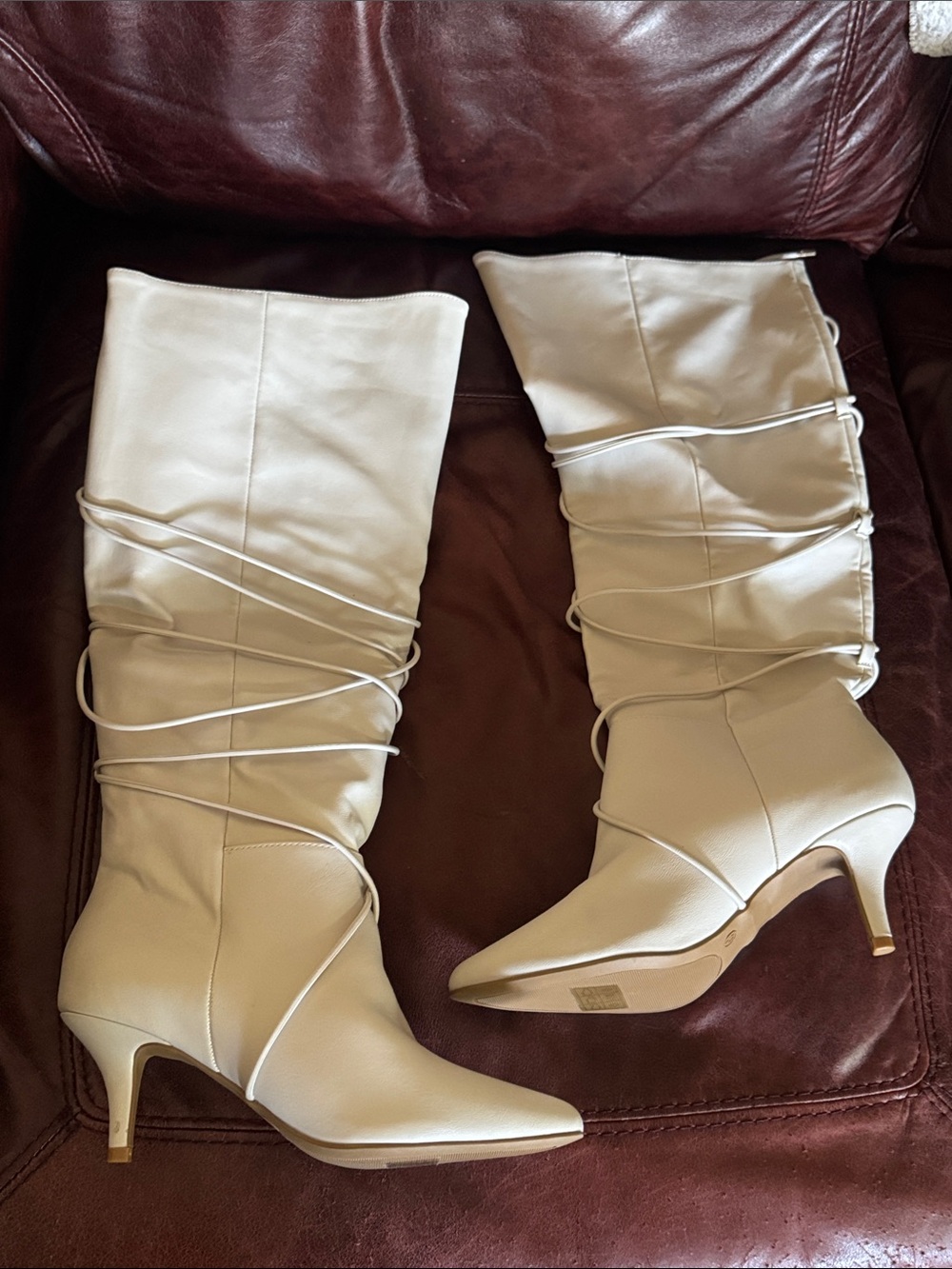 Women's Cream Mid-Calf Lace-Up Pointed-Toe Boots